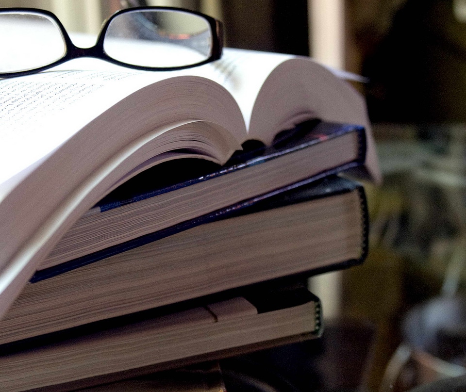 Batch books couple