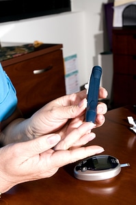 Diabetes finger needle