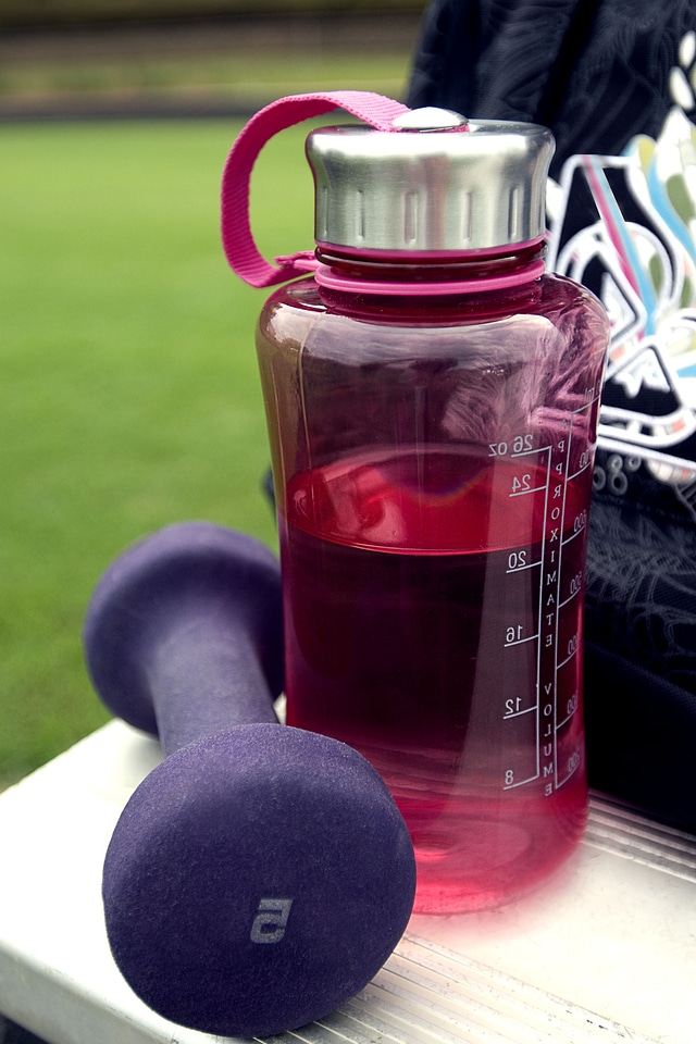 Barbell bottle dumbbell
