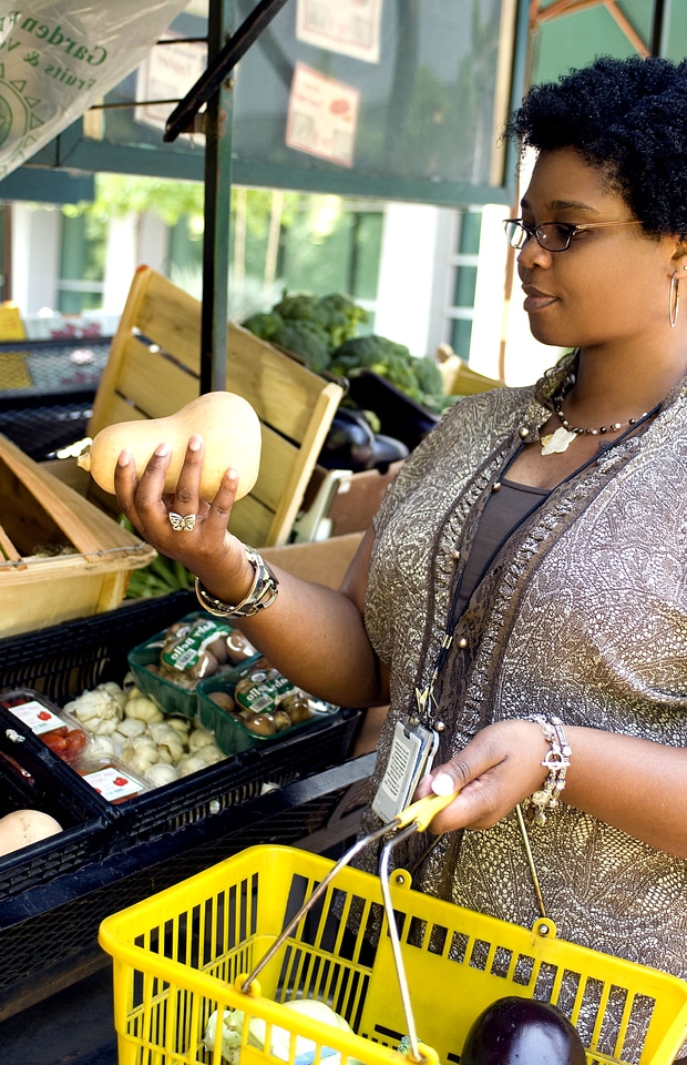 Female market shopping