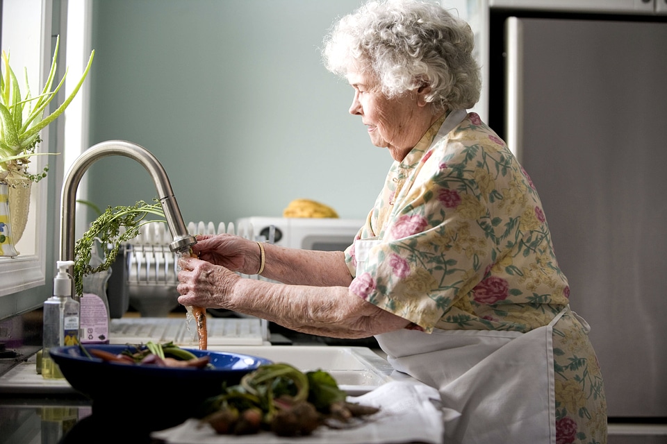 Boiling elderly food