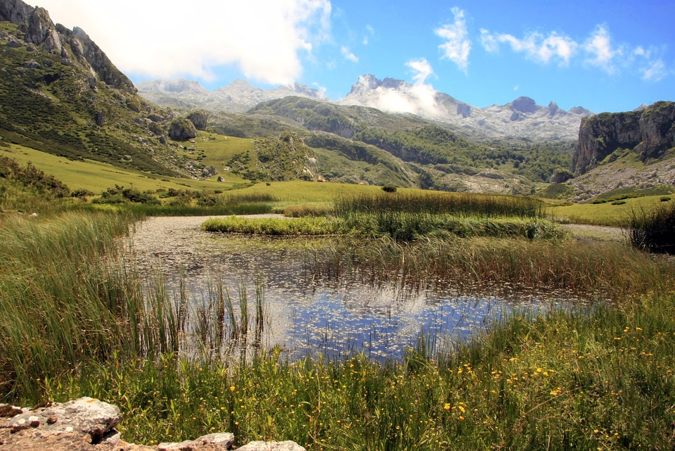 Spain asturias mountains photo