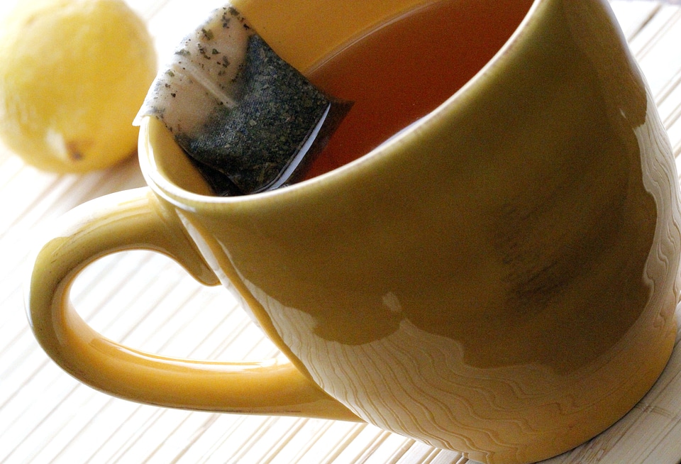 Ceramic hot water tea bag