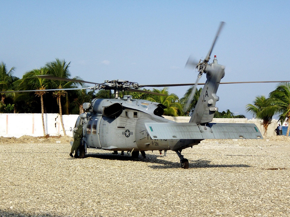 Helicopter military 
