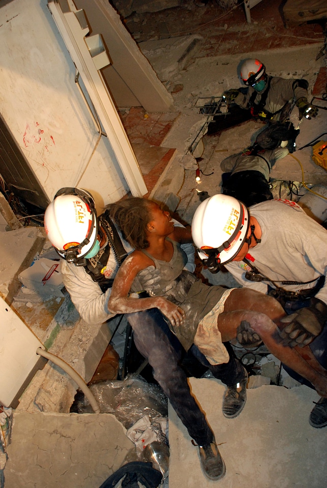 Earthquake female Haiti