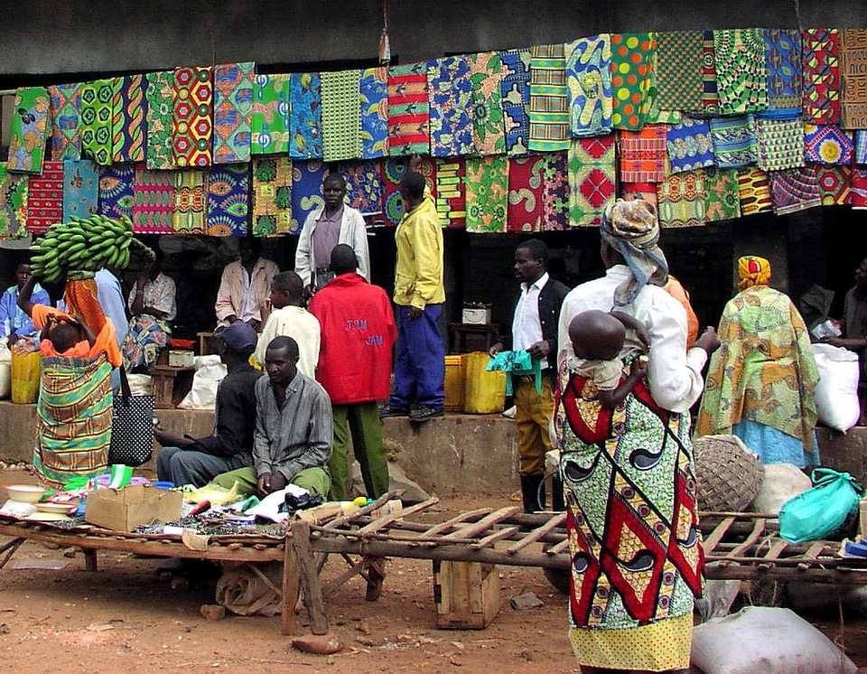 Bolster little market
