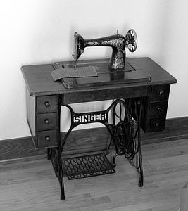 Sew sewing machine hand labor