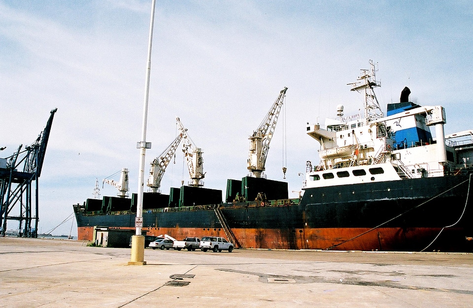 Cargo cargo ship carriage