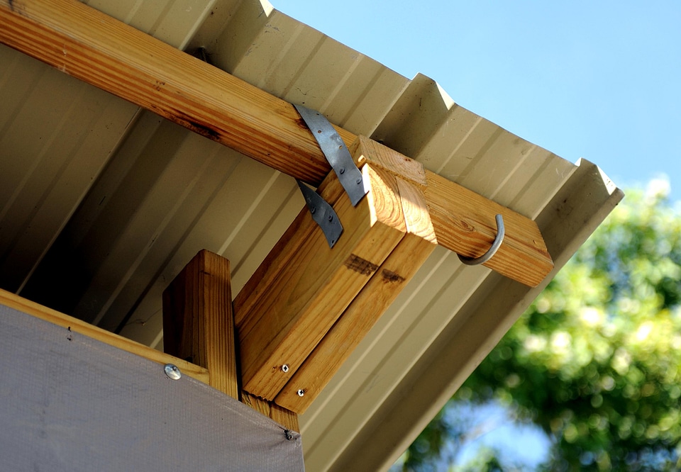 Hurricane safe transitional