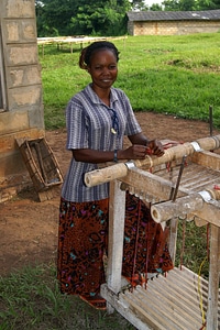Cassava female labor photo