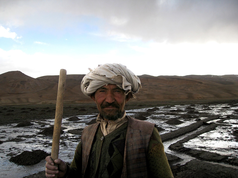 Afghanistan farmer potato