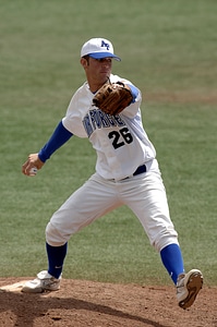 Throw athlete college