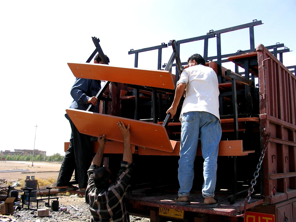 Board cargo delivery
