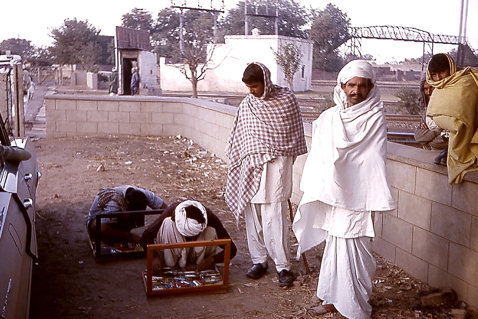 Monitor Pakistan west