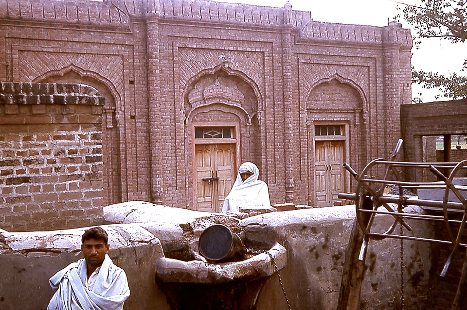 India mosque state
