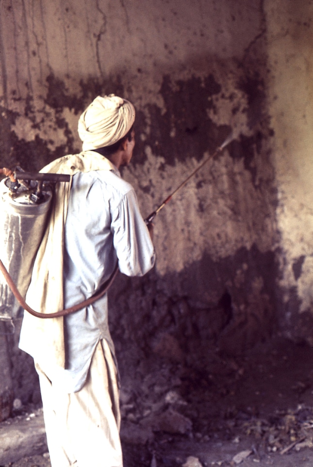Construction Worker control malaria