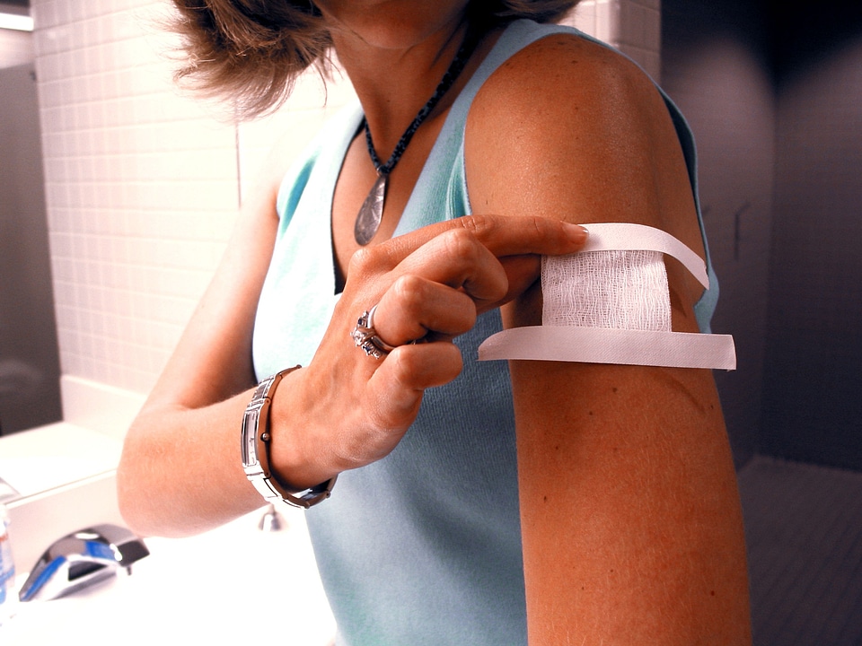 Bandage doctor gauze