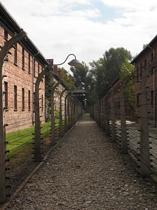 Auschwitz barbed wire separation