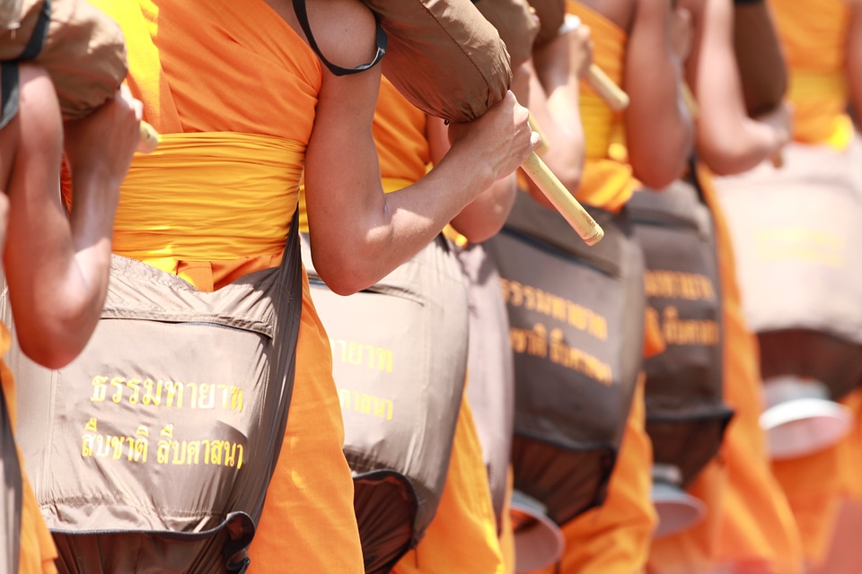 Traditions volunteer thailand