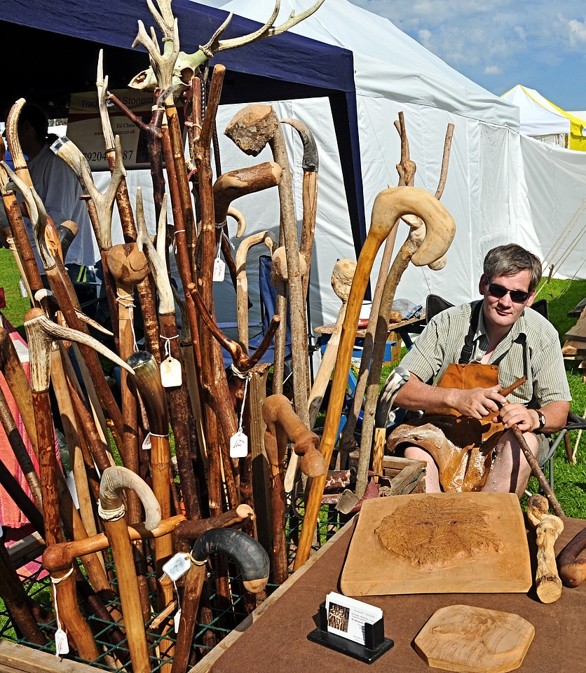 Artwork wood carving craft