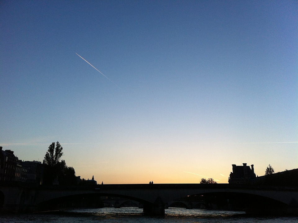 Bridges love couple twilight