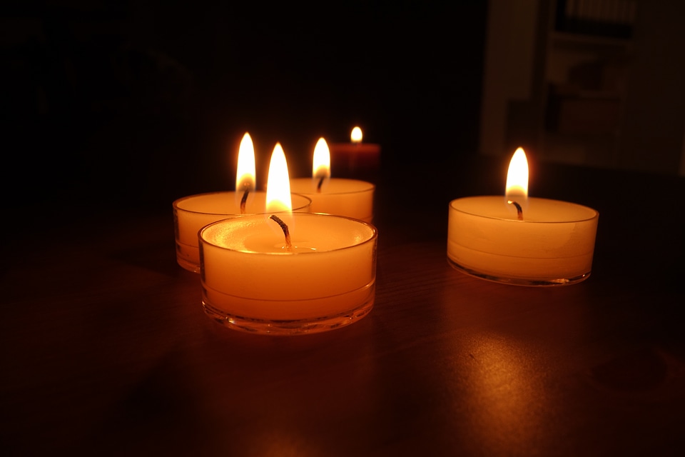 Wax candlestick wick