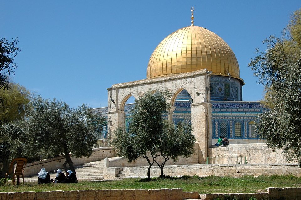 Temple mount dome golden