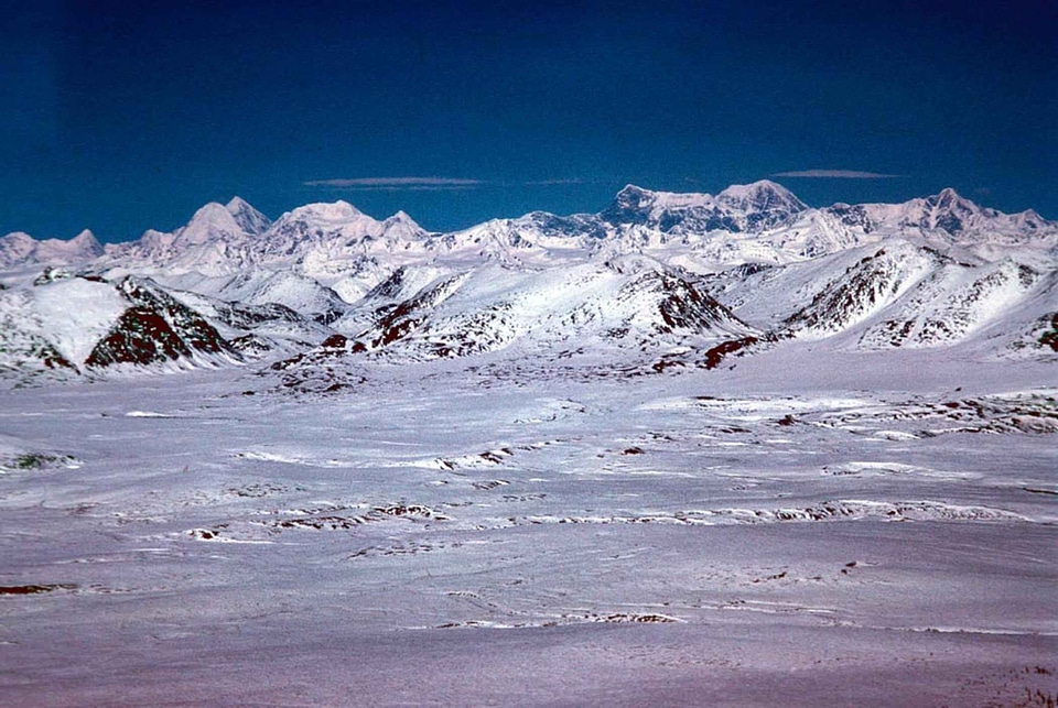 Camp distance mountain