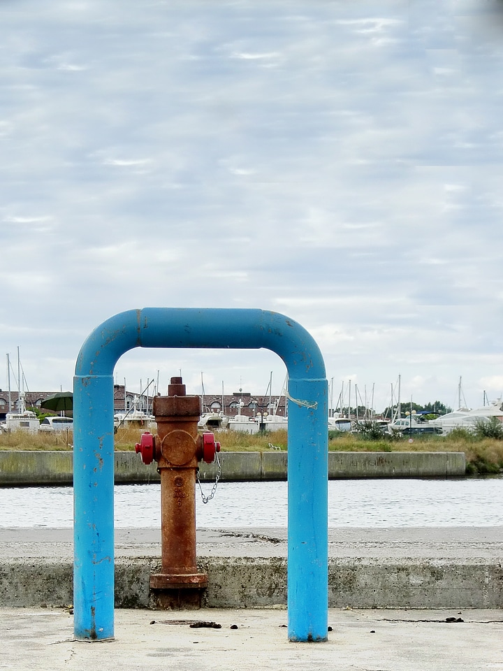 Tube red blue water