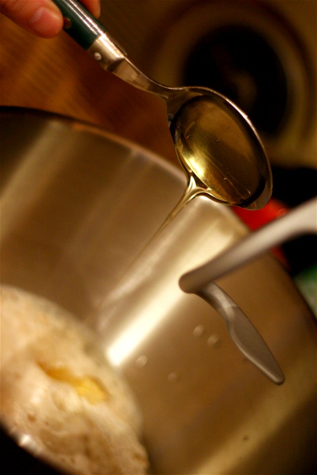 Project 365 #5: 050113 Show 'Em The Honey...