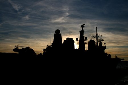 HMS Ark Royal (R07) photo