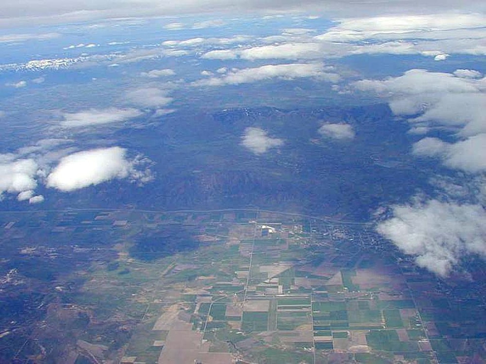 Airplane background clouds