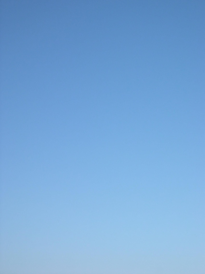 Afternoon gradient looking