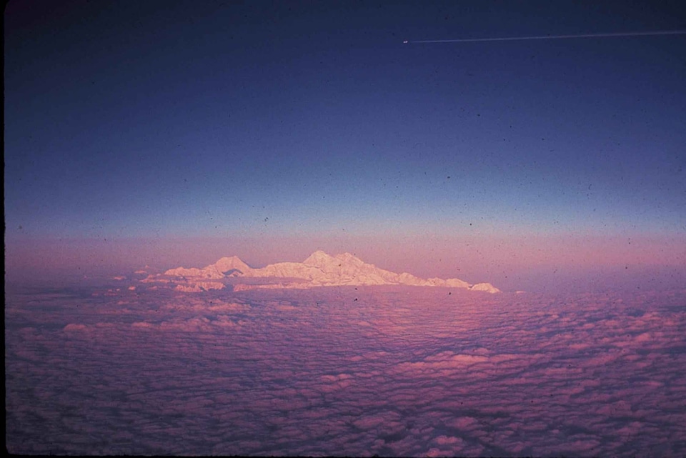 Above cloud mountain