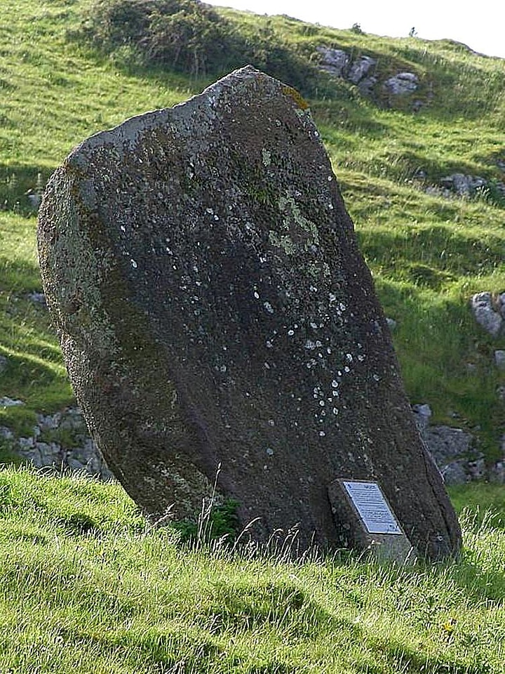 Standing stone 