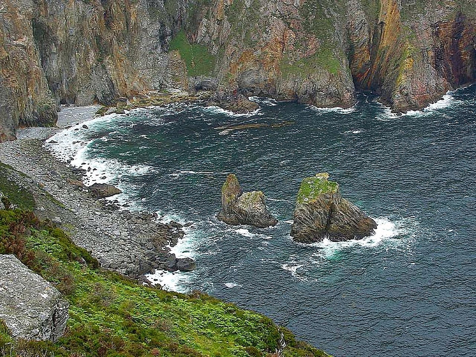 Ocean waves 