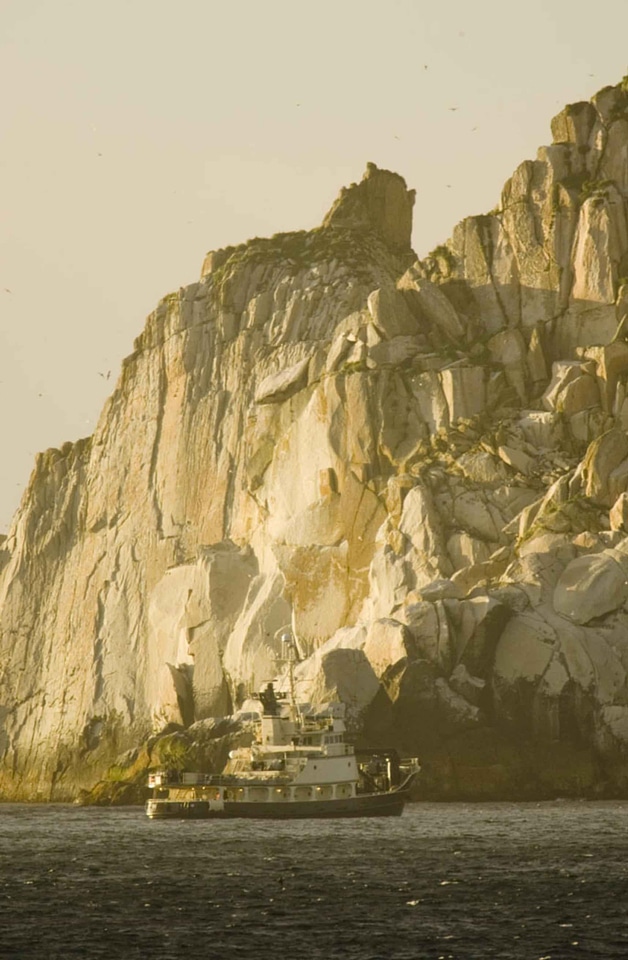 Island rocks 