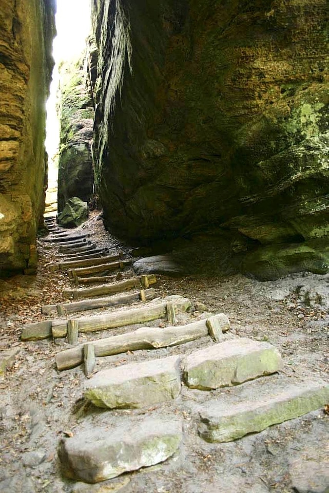 Footstep narrow 