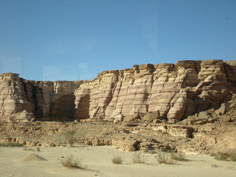 Desert rocks 