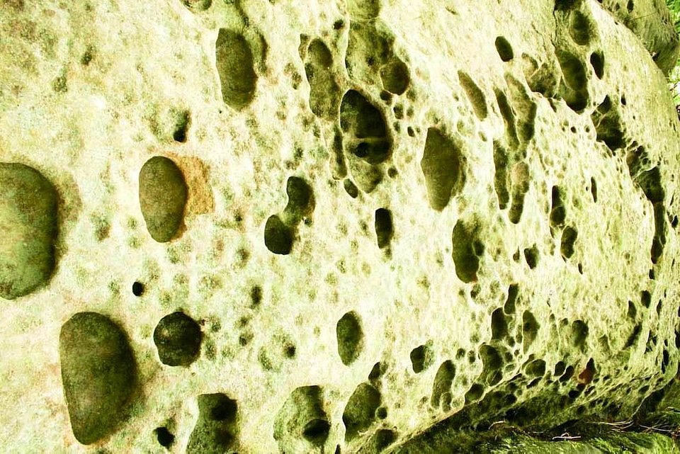 Mare rock underwater