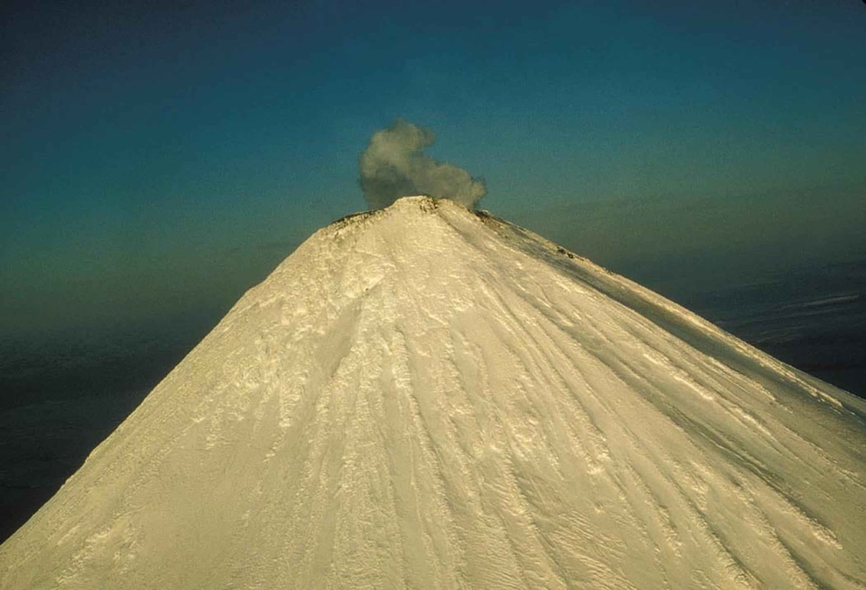 Beginning eruption volcanic eruption