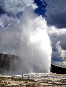 Ancient faithful geyser
