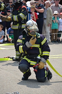 Feuerloeschuebung firefighters delete photo
