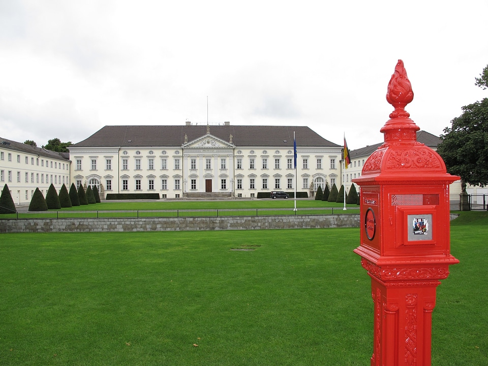 Castle bellevue neo classical architectural style