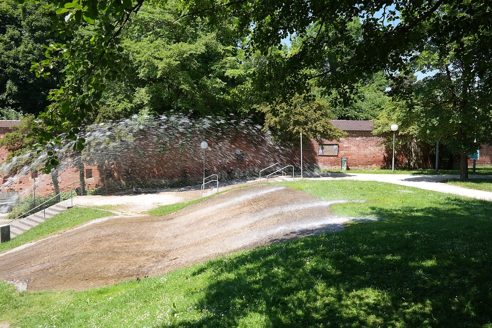 Glacis park city park
