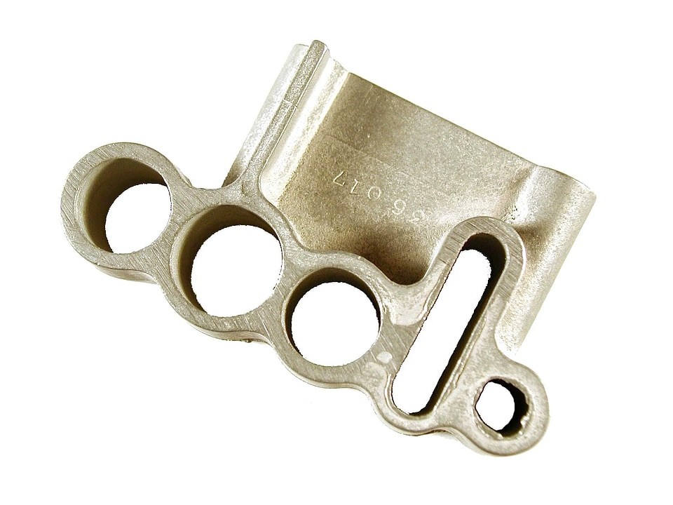 Metal metallic part