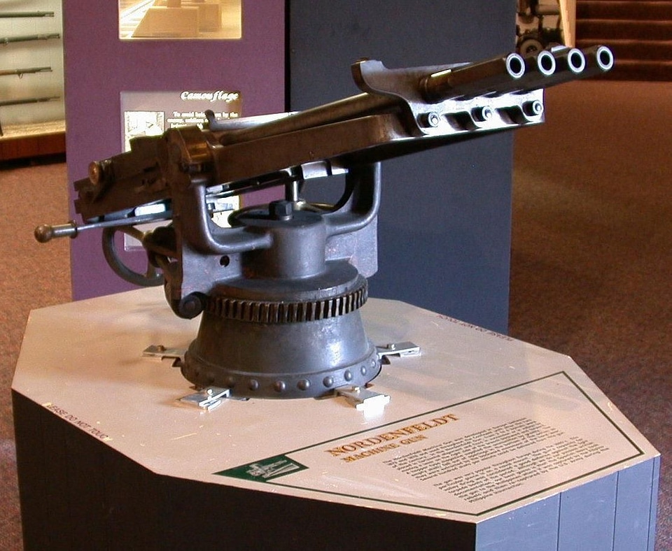Grounds gun machine