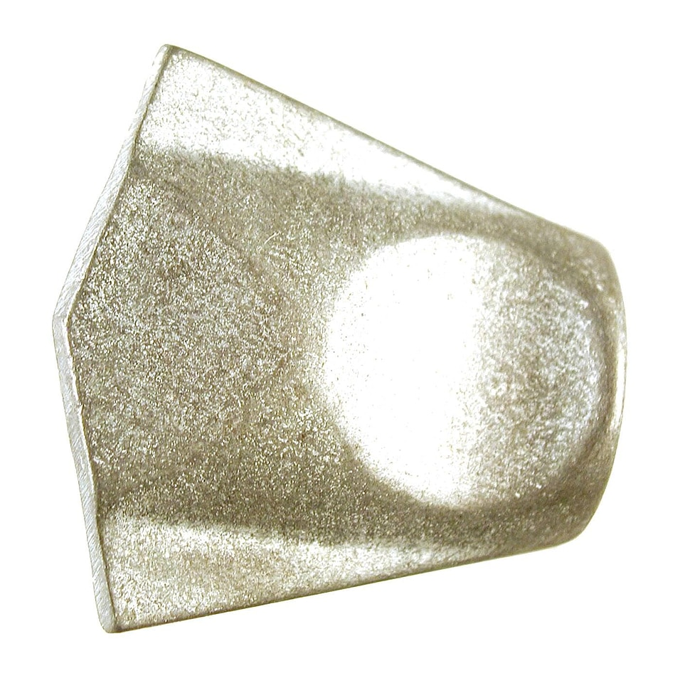 Cast metal metallic