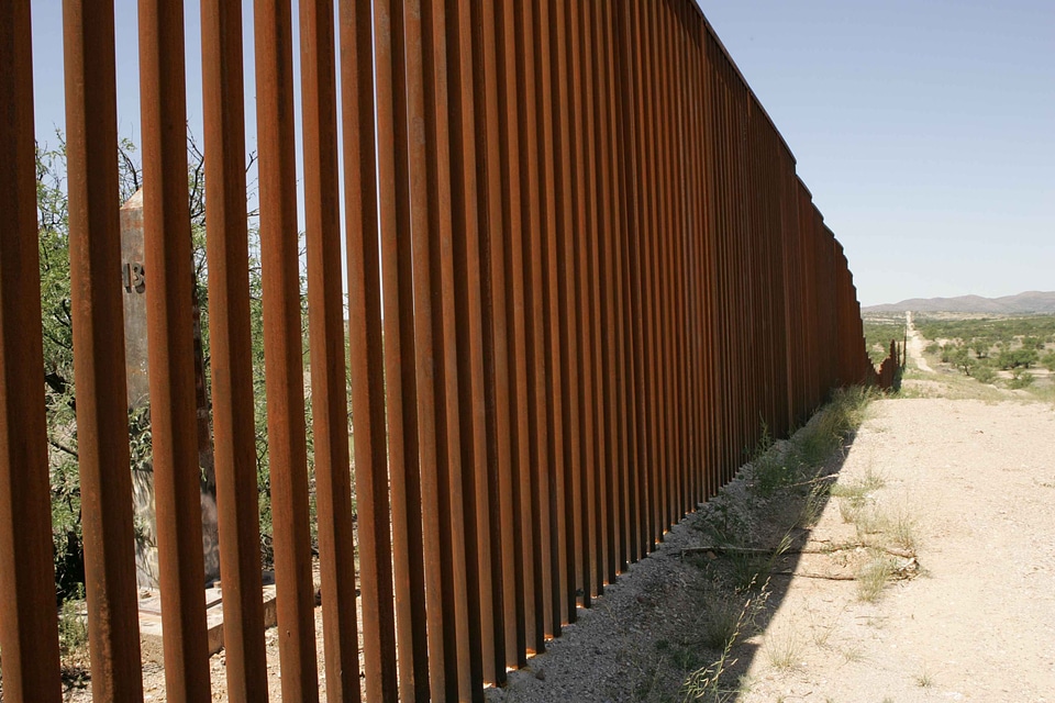 Border close close-up