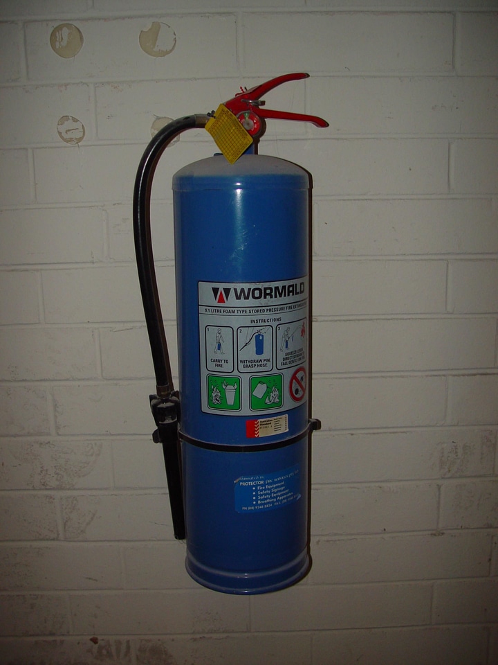 Art blue extinguisher
